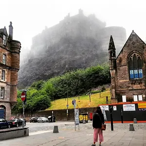  Apartment 3 Bedrooms Flat In Central Old Town , Grassmarket Heart Of Flat Sleeps 6 , Eh1