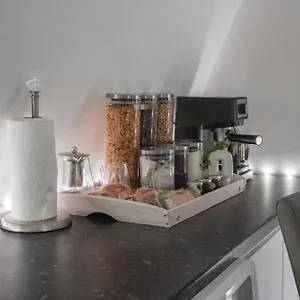 Parade Gardens Boutique Apartments- Central, Grade I Listed, 4k Tvs, Hidden Views Bath